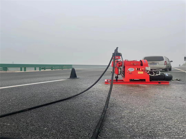 凉城马路路基路面开裂下沉注浆加固灌浆