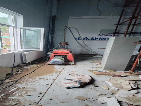 凉城地基基础下沉墙体裂缝加固注浆顶升施工